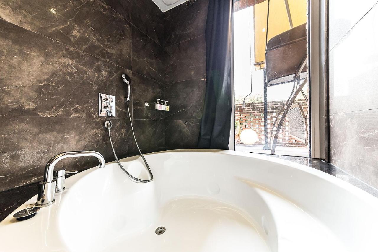 פוצ'און Roseto Hotel מראה חיצוני תמונה